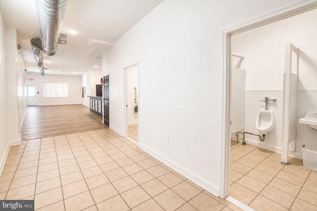 1727 S 2ND ST, Philadelphia, PA 19148
