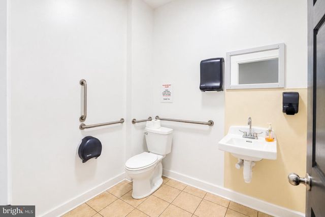 1727 S 2ND ST, Philadelphia, PA 19148