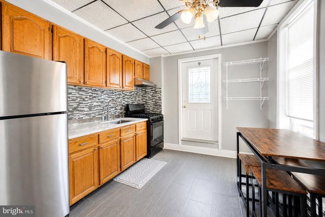 1727 S 2ND ST, Philadelphia, PA 19148