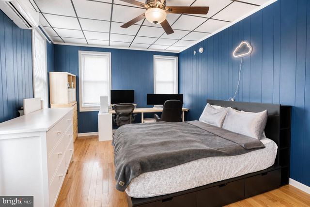 1727 S 2ND ST, Philadelphia, PA 19148