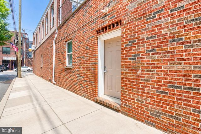 1727 S 2ND ST, Philadelphia, PA 19148