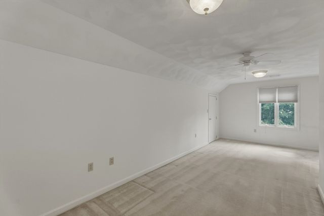 1 Tulip Circle 1, Haverhill, MA 01830