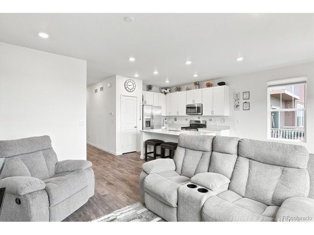628 Yankee Boy Loop, Elizabeth, CO 80107