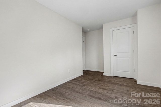 104 10th Avenue SE, Hickory, NC 28602