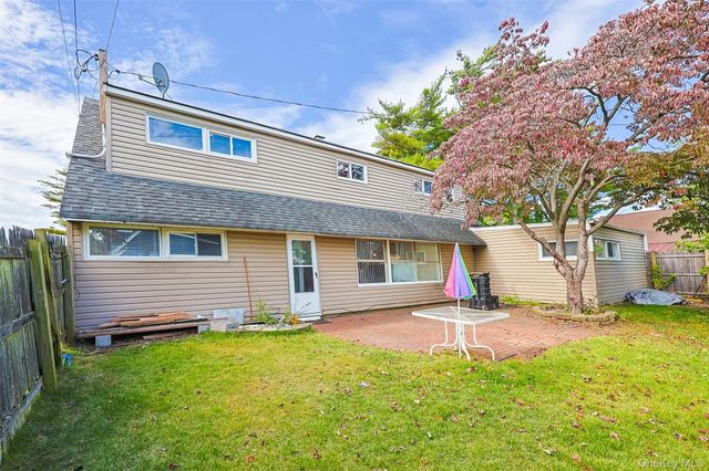 201 Sprucewood Drive, Levittown, NY 11756