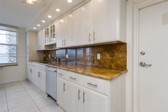 4280 Galt Ocean Dr 8F, Fort Lauderdale, FL 33308