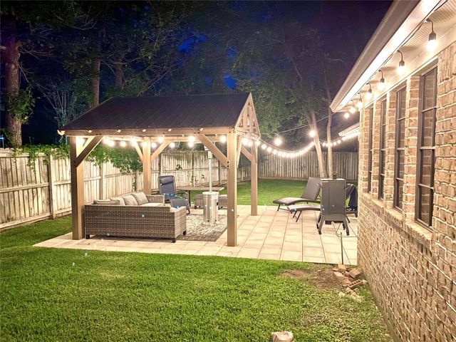 3202 Pine Chase Drive, Montgomery, TX 77356