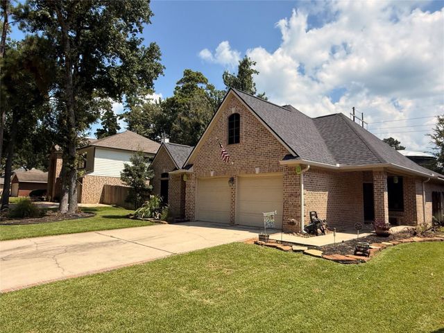 3202 Pine Chase Drive, Montgomery, TX 77356
