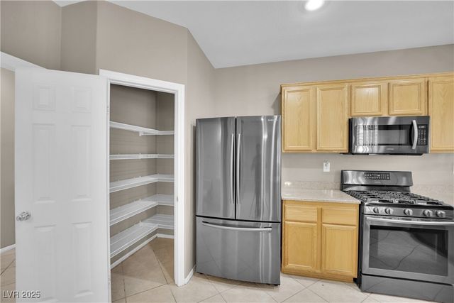 5337 Franklin Grove Street, North Las Vegas, NV 89081