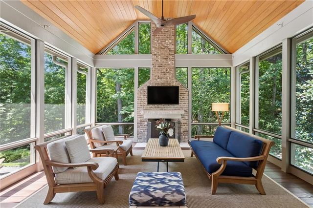 4036 Conway Valley Road, Atlanta, GA 30327