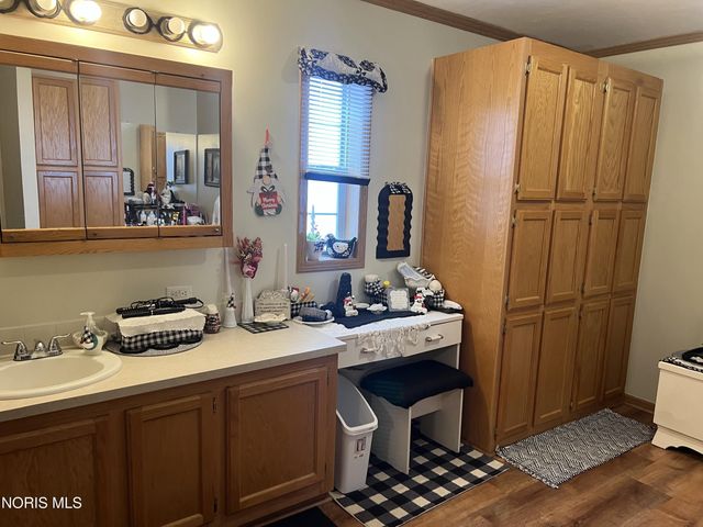 715 N Holland Sylvania Road, Lot 30, Toledo, OH 43615