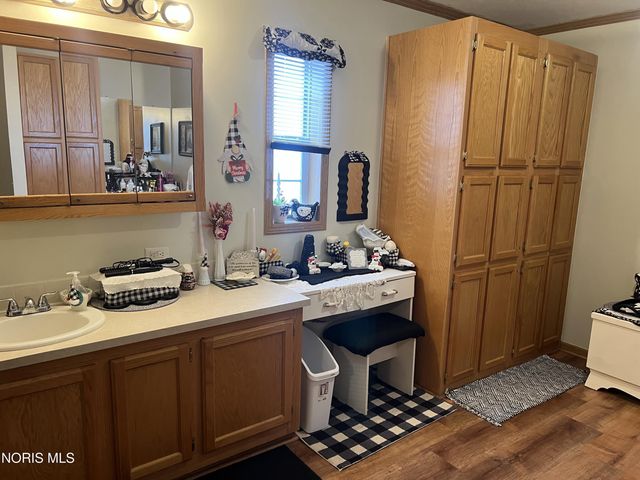 715 N Holland Sylvania Road, Lot 30, Toledo, OH 43615