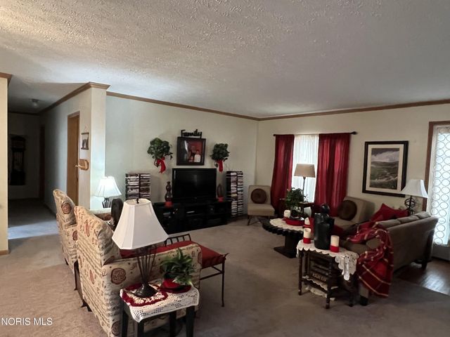 715 N Holland Sylvania Road, Lot 30, Toledo, OH 43615