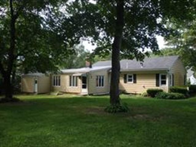 59 Pinecrest Road, West Bridgewater, MA 02379