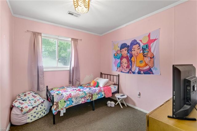 1922 Beall DR, Hampton, VA 23663