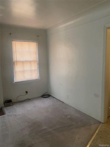 18250 Washburn Street, Detroit, MI 48221