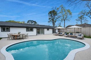 1418 San Sebastian Lane, Nassau Bay, TX 77058