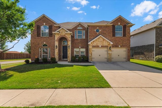 9833 Saltbrush Street, Fort Worth, TX 76177