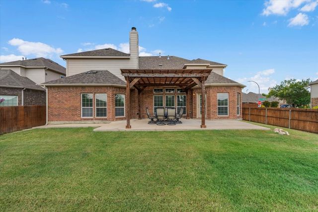 9833 Saltbrush Street, Fort Worth, TX 76177