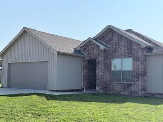 131 GRANNY JEAN LANE, Paragould, AR 72450