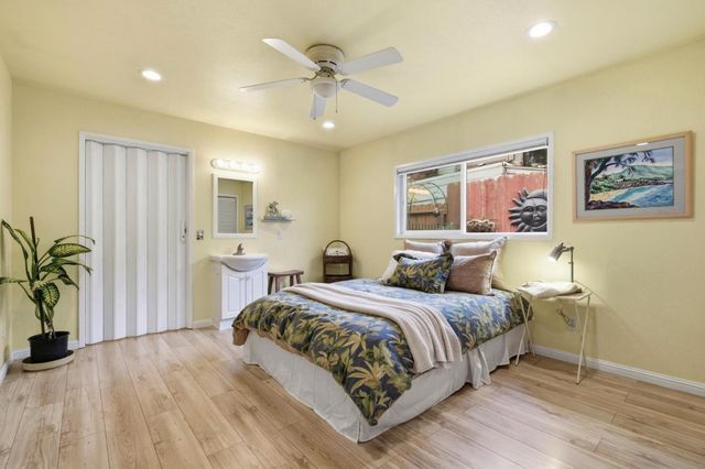 212 3rd Avenue, Santa Cruz, CA 95062