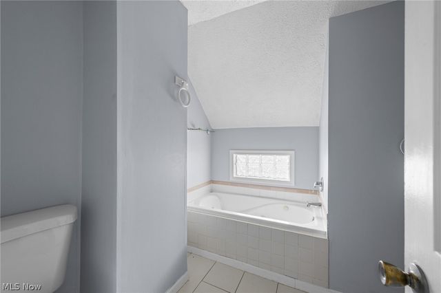 11915 Franklin Boulevard, Lakewood, OH 44107