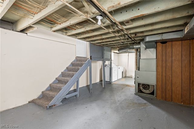 11915 Franklin Boulevard, Lakewood, OH 44107