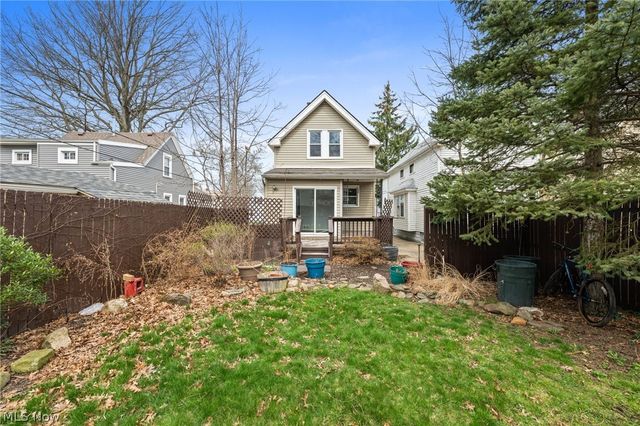 11915 Franklin Boulevard, Lakewood, OH 44107