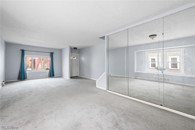 11915 Franklin Boulevard, Lakewood, OH 44107