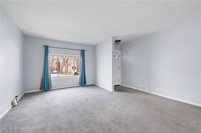 11915 Franklin Boulevard, Lakewood, OH 44107