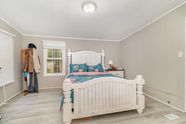 4148 Forest Court, Oxford, NC 27565