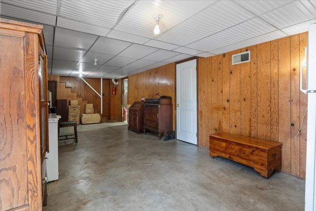 633 Hicks Rd, Nashville, TN 37221