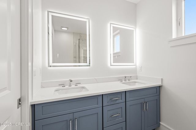 7 South Street, Sea Bright, NJ 07760