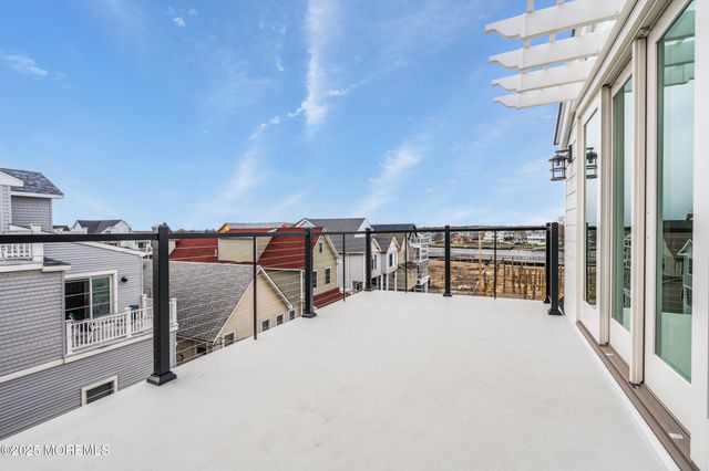 7 South Street, Sea Bright, NJ 07760
