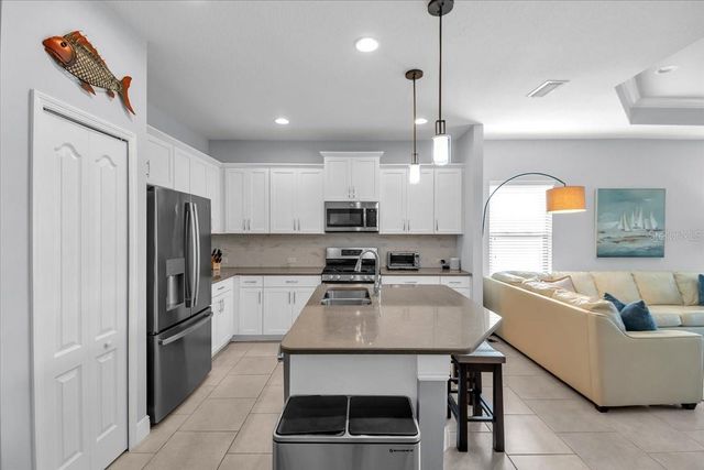 6475 POSITANO COURT, Sarasota, FL 34243