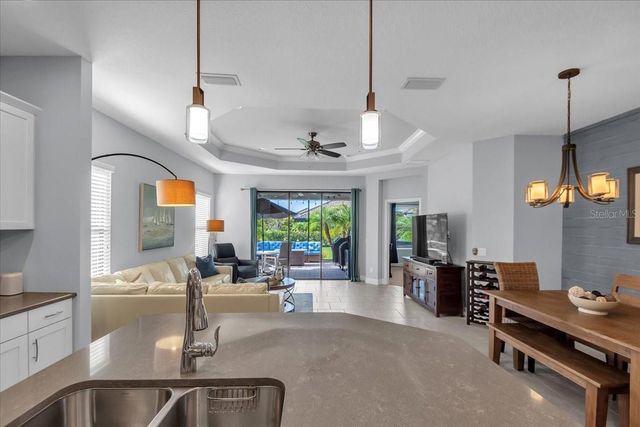 6475 POSITANO COURT, Sarasota, FL 34243