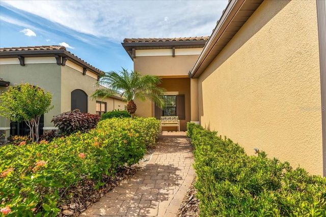 6475 POSITANO COURT, Sarasota, FL 34243