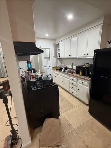 7596 Fillmore, Buena Park, CA 90620