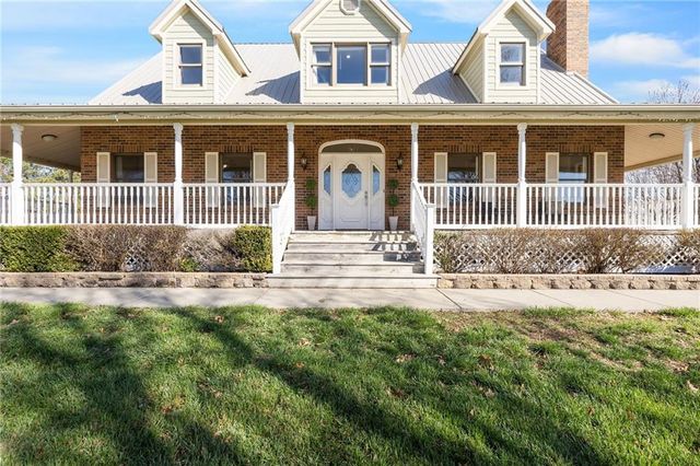 15649 Elm Branch Road, Windsor, MO 65360