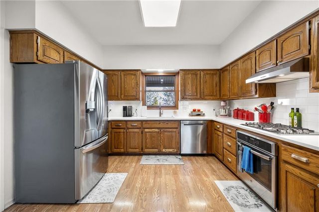 15649 Elm Branch Road, Windsor, MO 65360