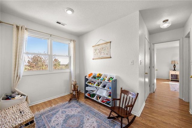 15649 Elm Branch Road, Windsor, MO 65360