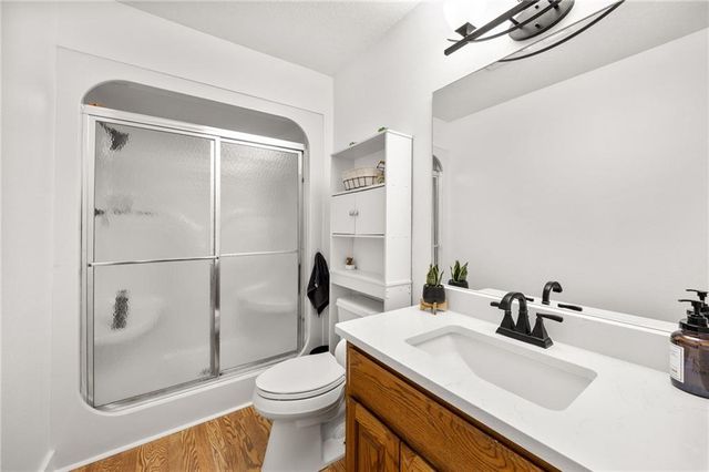 15649 Elm Branch Road, Windsor, MO 65360