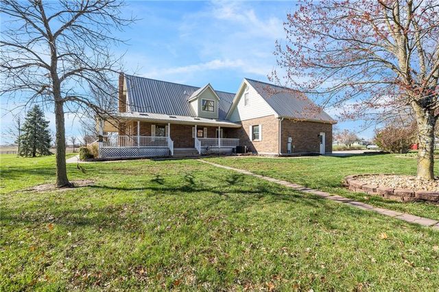 15649 Elm Branch Road, Windsor, MO 65360
