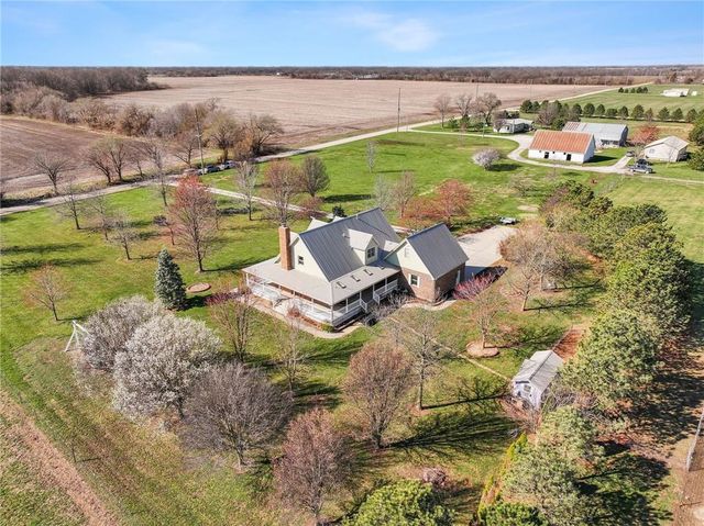 15649 Elm Branch Road, Windsor, MO 65360