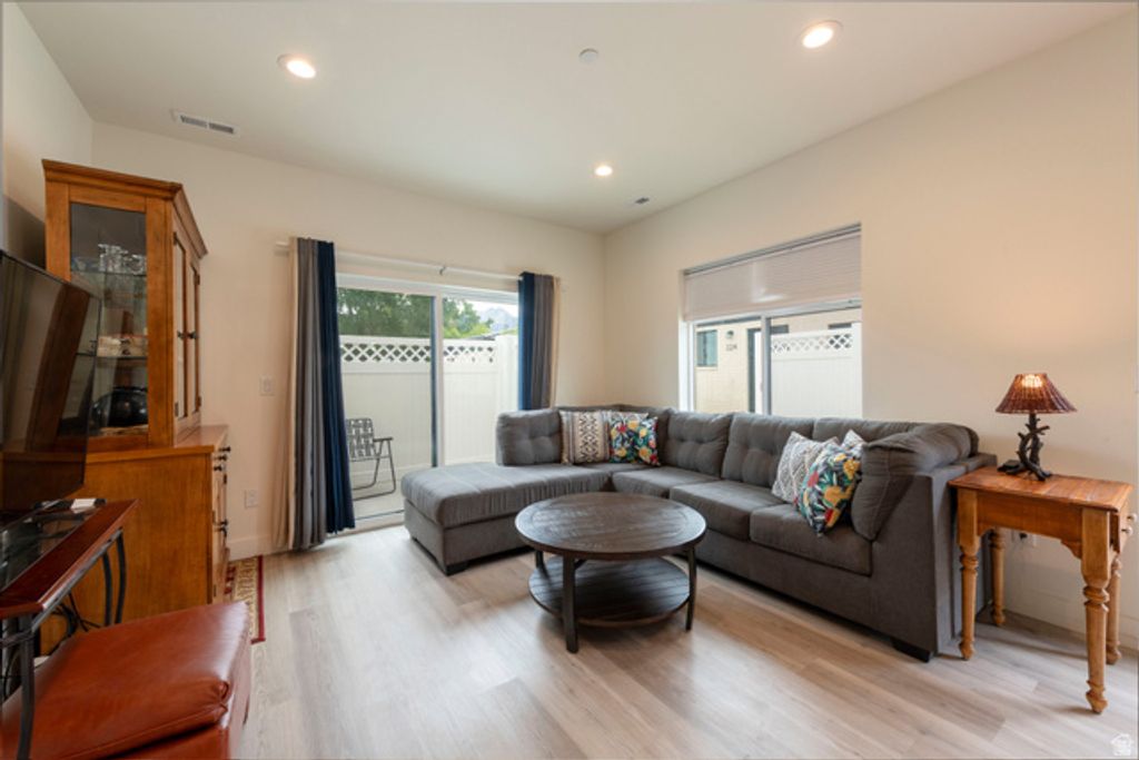 Image 12 of property listing at 3602 S 805 E #227, Millcreek, UT 84106