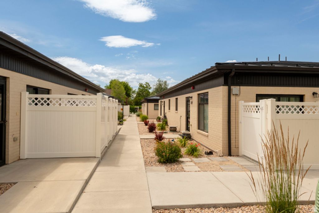 Image 19 of property listing at 3602 S 805 E #227, Millcreek, UT 84106