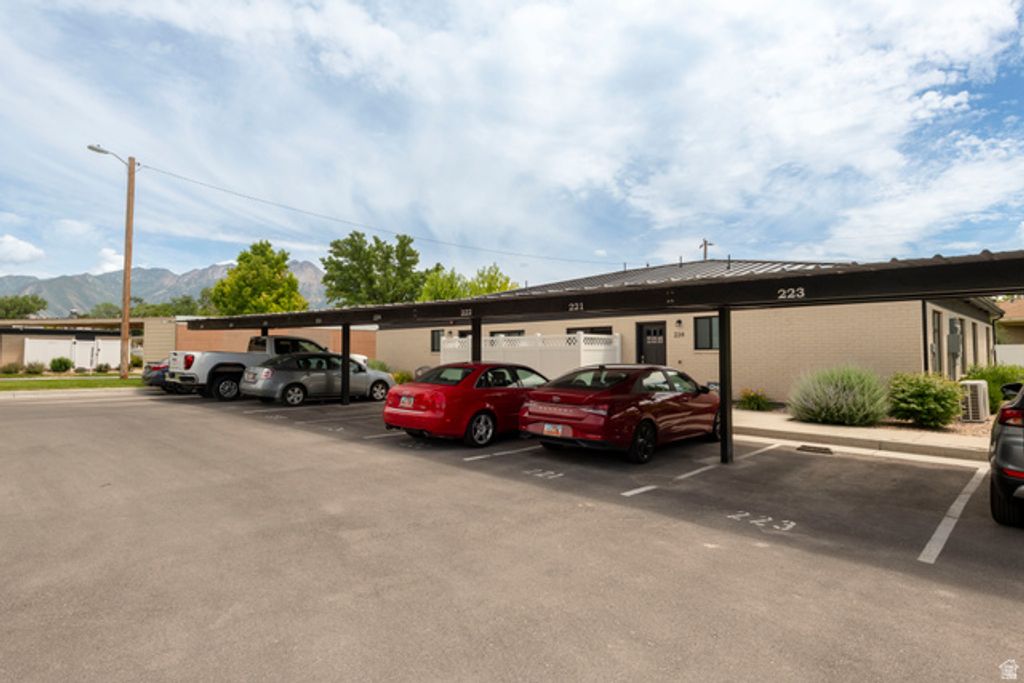 Image 21 of property listing at 3602 S 805 E #227, Millcreek, UT 84106