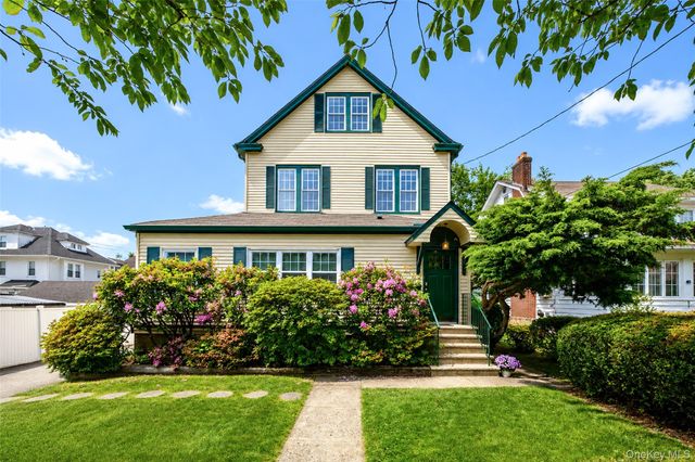 82 Clove Road, New Rochelle, NY 10801