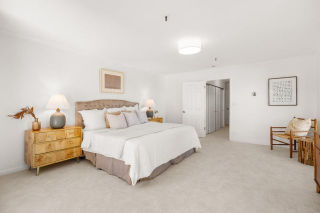 1500 Willow Avenue 301, Burlingame, CA 94010