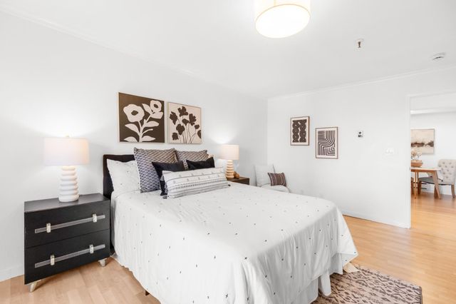 1500 Willow Avenue 301, Burlingame, CA 94010